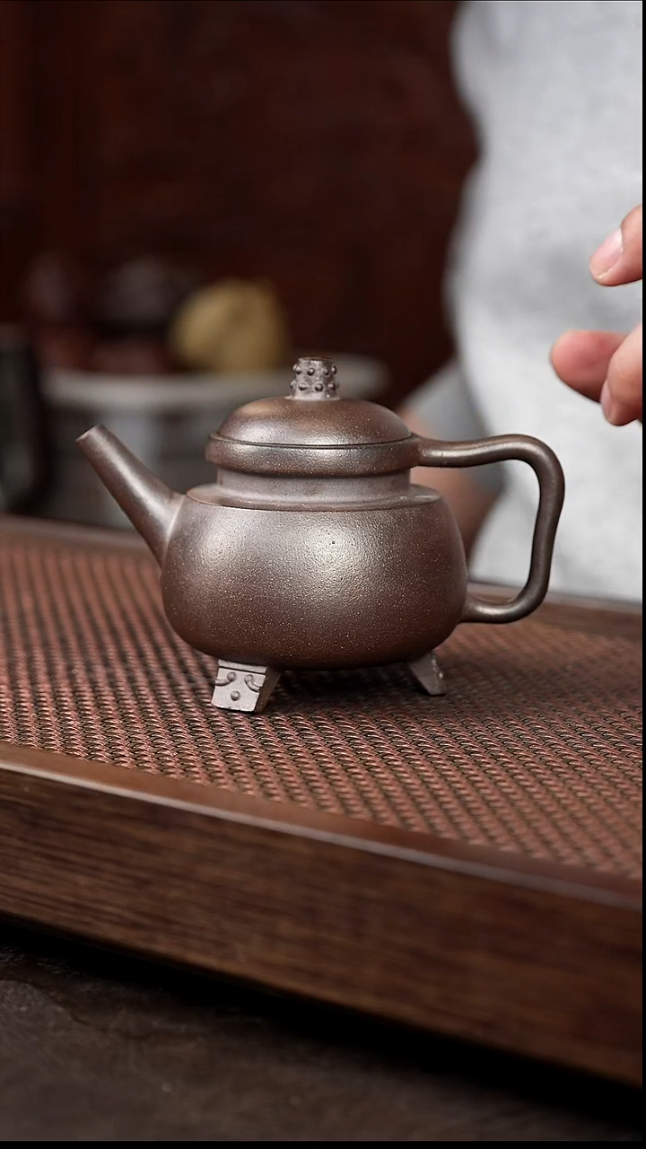茶壶紫砂岩中泥乾坤