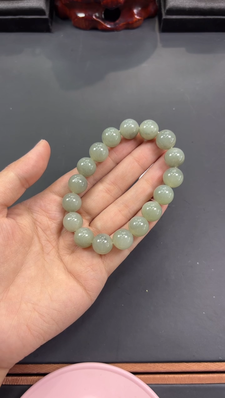 【闪购商品】和田玉手串未镶嵌若羌微色差卡12