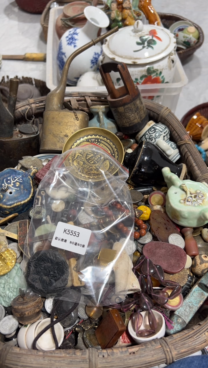 E****9秒拍秒付闪购瓷铜摆件