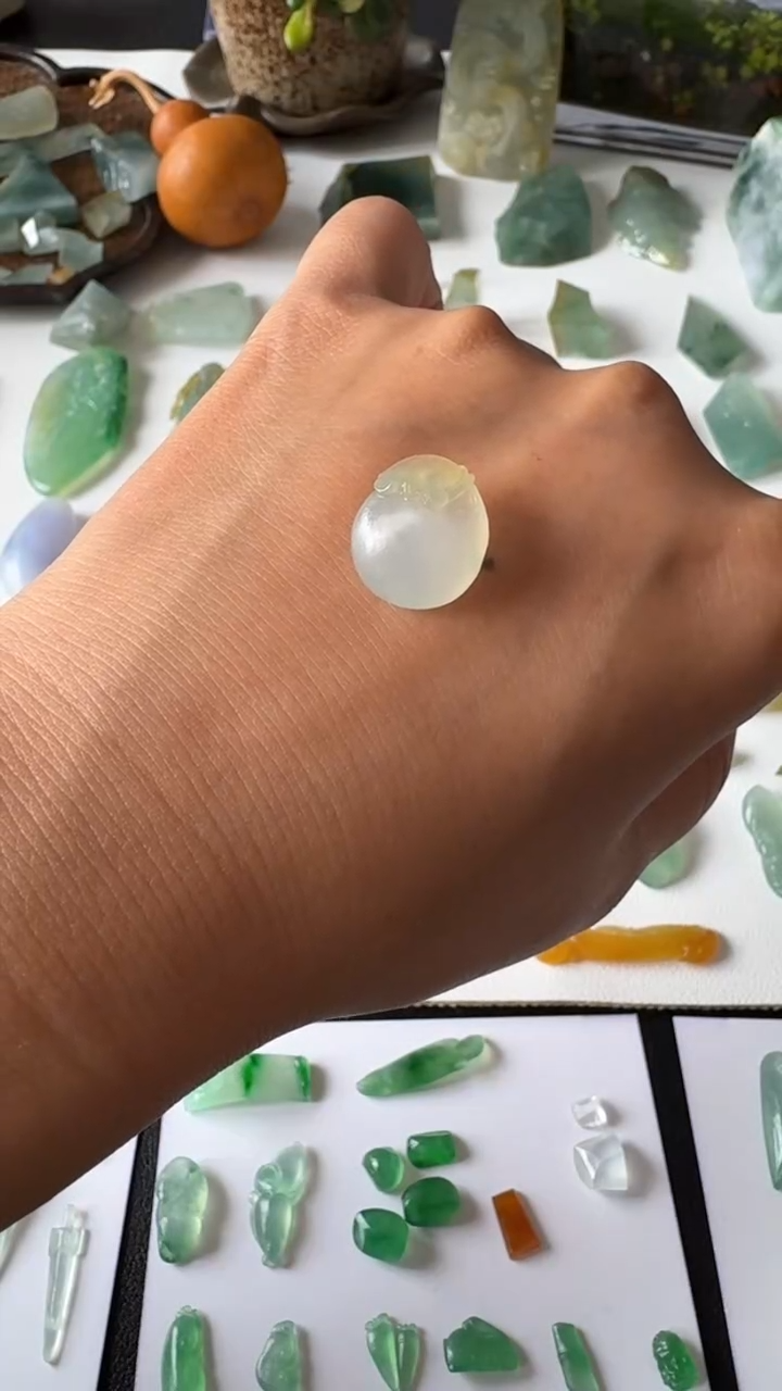 【闪购商品】定制翡翠未镶嵌钱袋子16.1-13.6-8.2厚