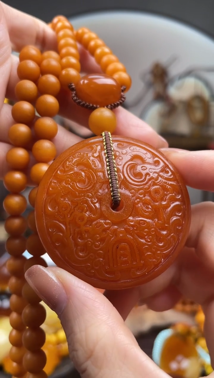 【闪购商品】琥珀裸石未镶嵌首饰 假1赔4 （多样性发货1件