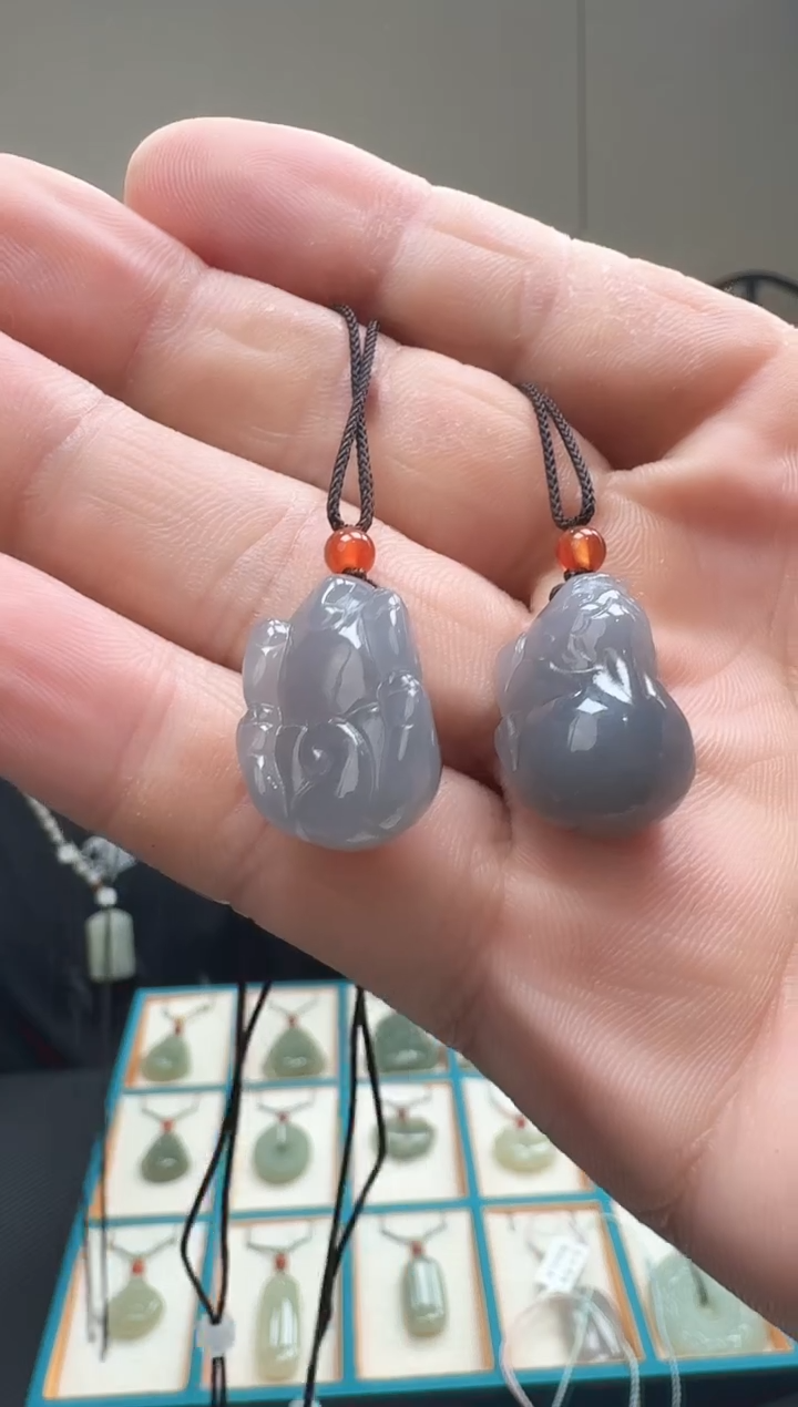 【闪购商品】和田玉吊坠(赠链)未镶嵌烟紫貔貅多样性发一