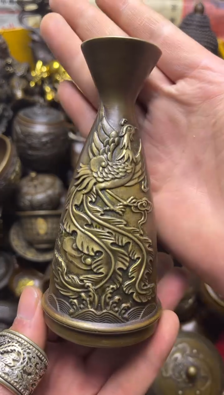 精美铜器，点击下单