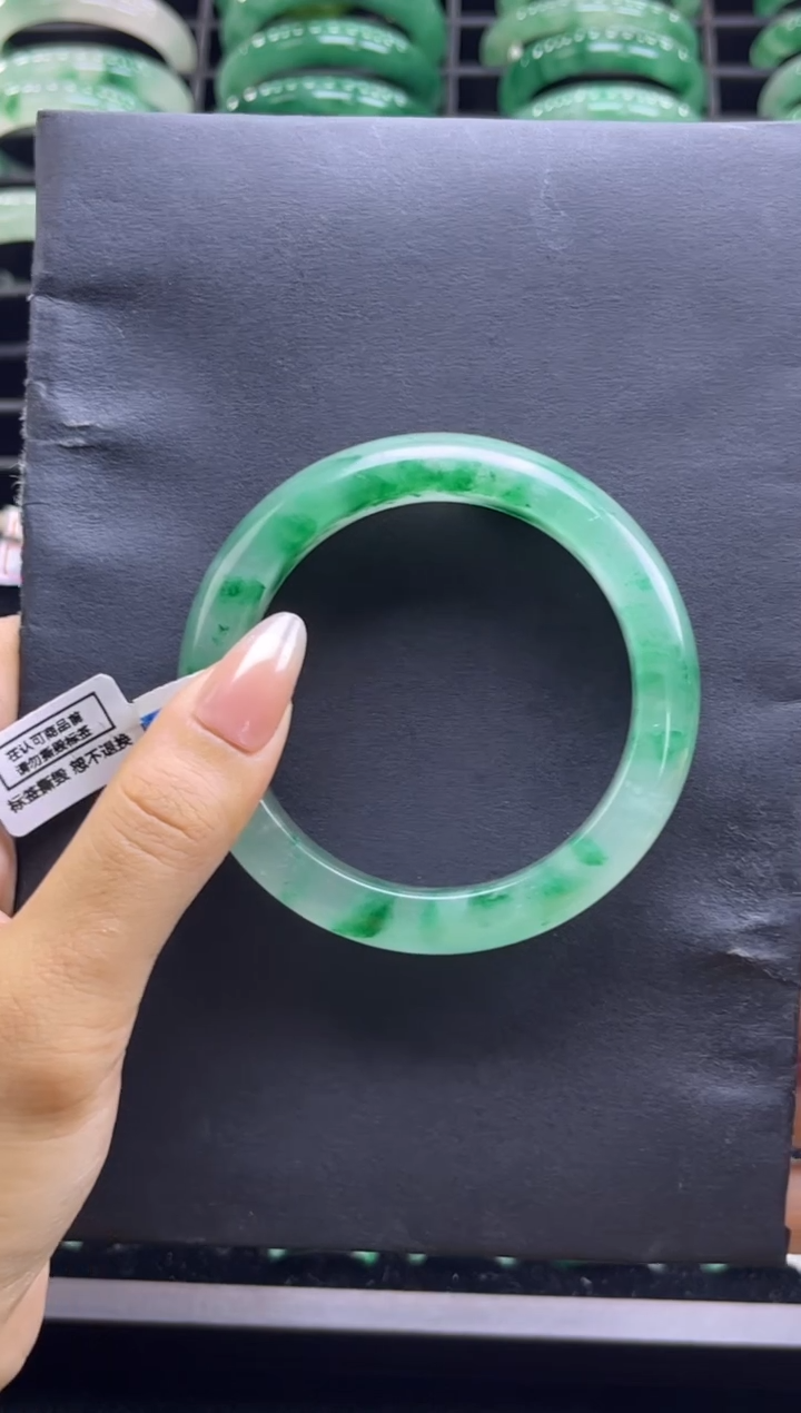 未镶嵌手镯石英质玉（非洲翠）11060黄蓝标58圈