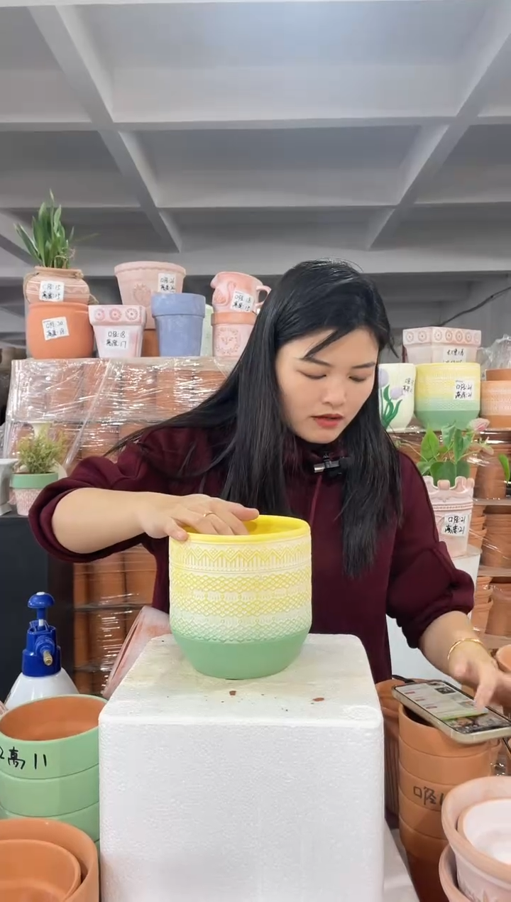 【闪购商品】红陶119机雕黄绿16-16