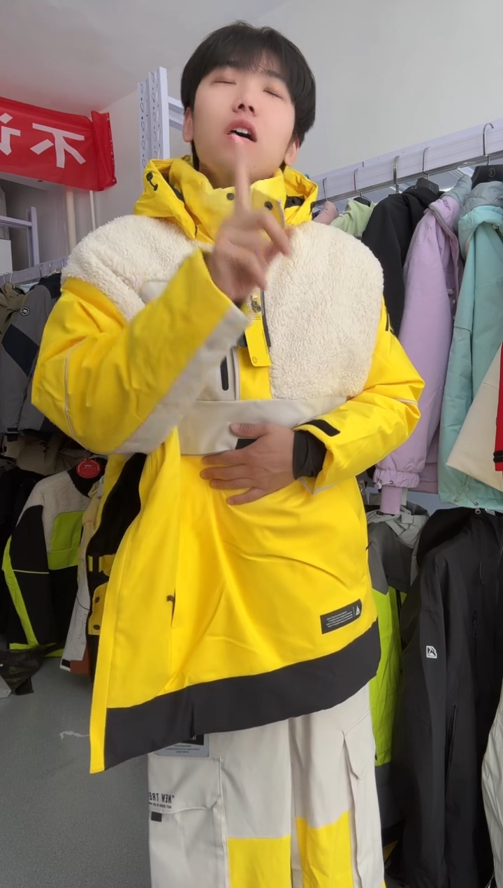 聚酯纤维15021 5012 m码 大货 上衣