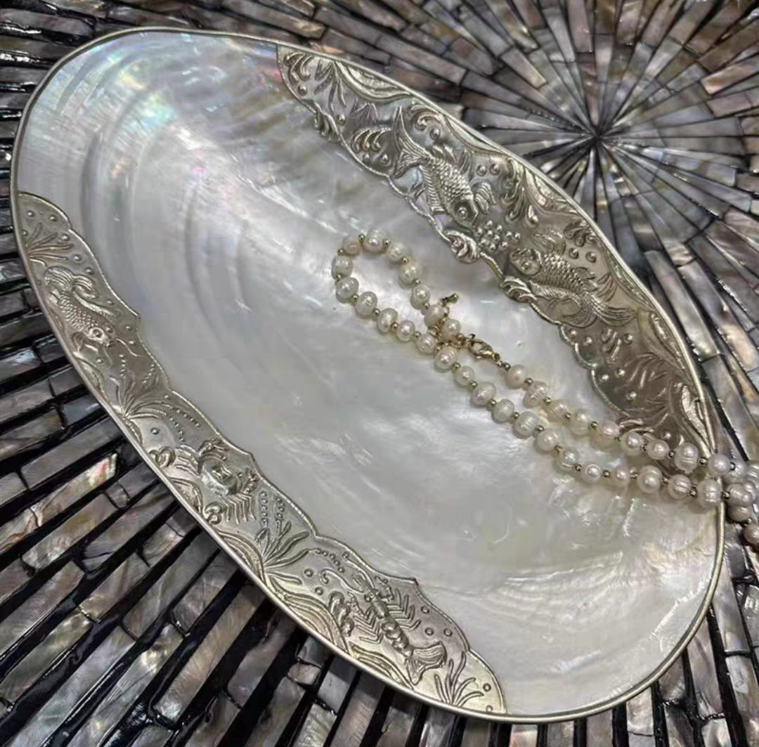 BK双银边大贝壳收纳盘