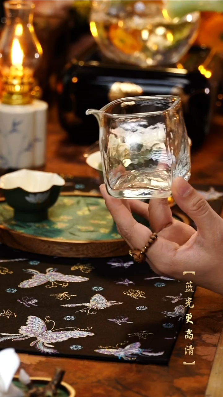 【闪购商品】高硼硅玻璃四方公道杯