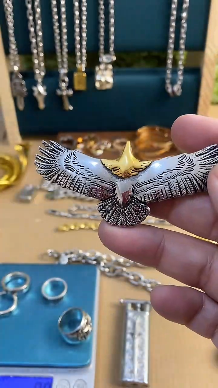 瓷片我****哥灼水精品好物集