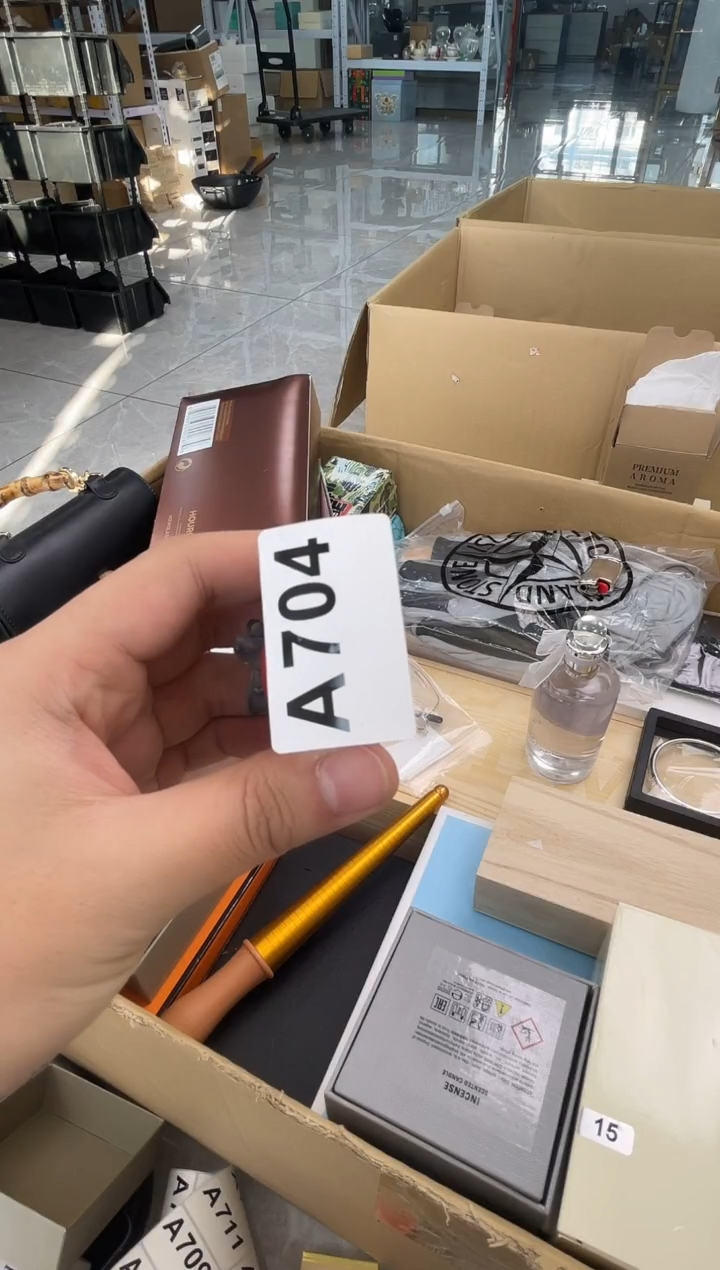 【闪购商品】A704++8888888888888