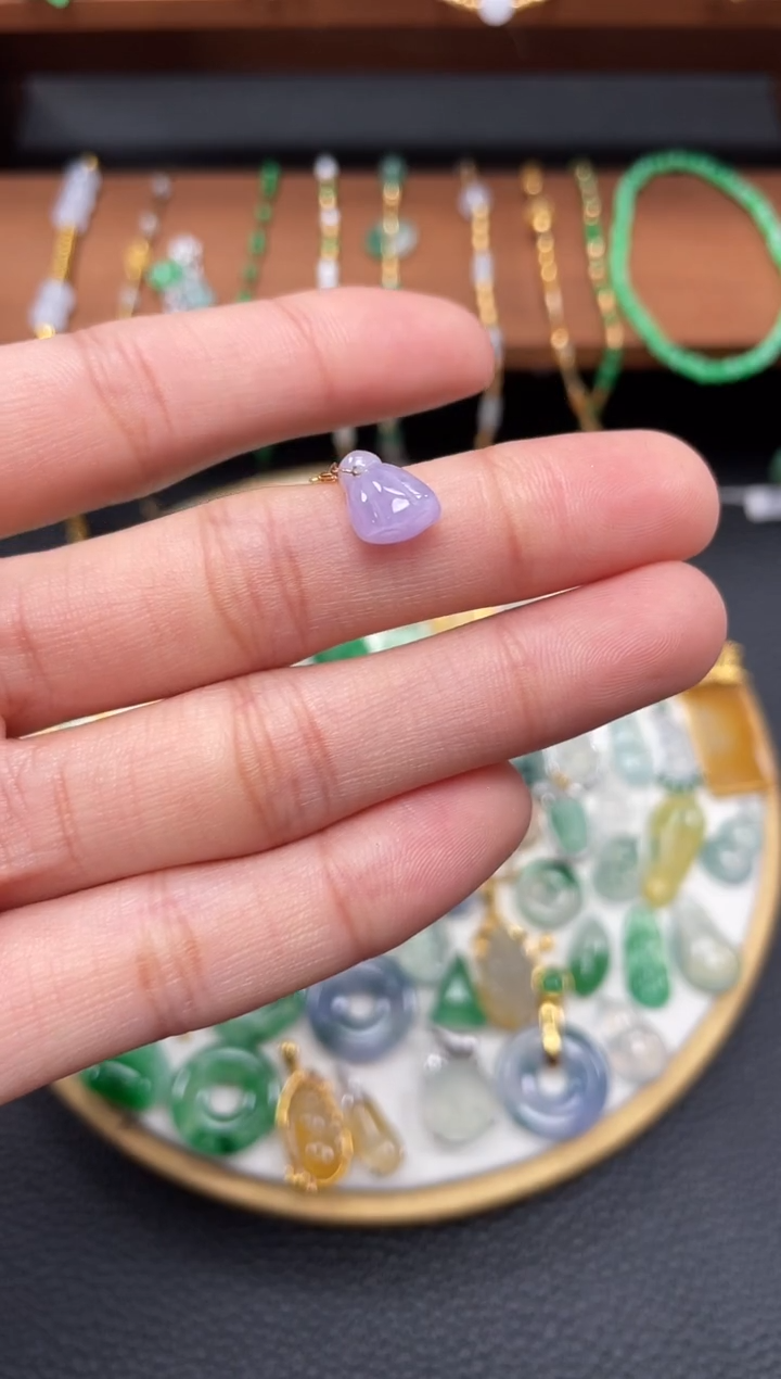 【闪购商品】翡翠吊坠(不含链)18K金镶嵌一个   JK359