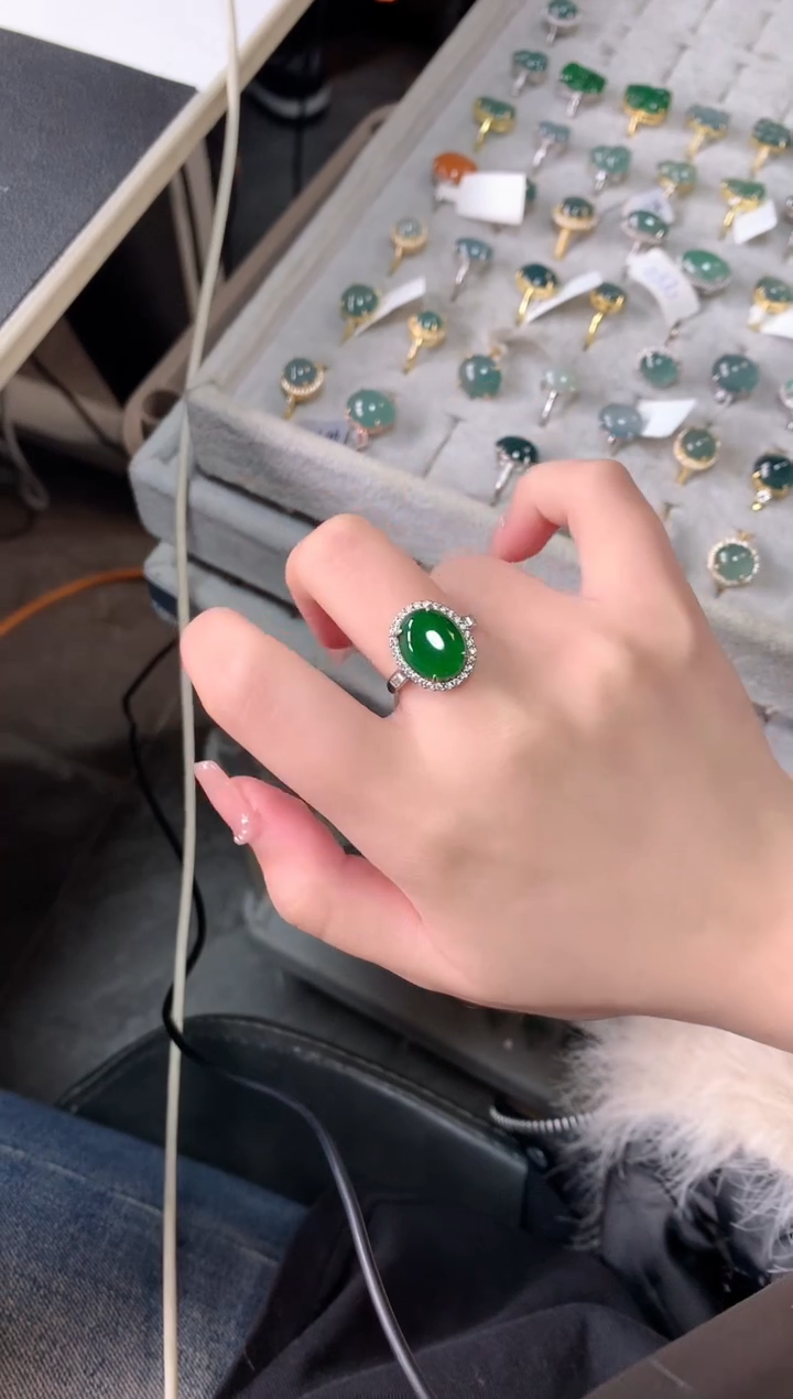 【闪购商品】翡翠戒指银S925镶嵌52114