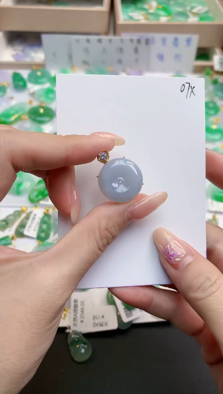 颈饰未镶嵌翡翠天然缅甸A货翡翠