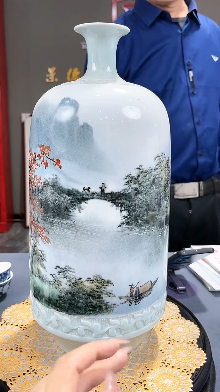 【闪购商品】官窑瓷画院399官窑瓷画院山水赏瓶