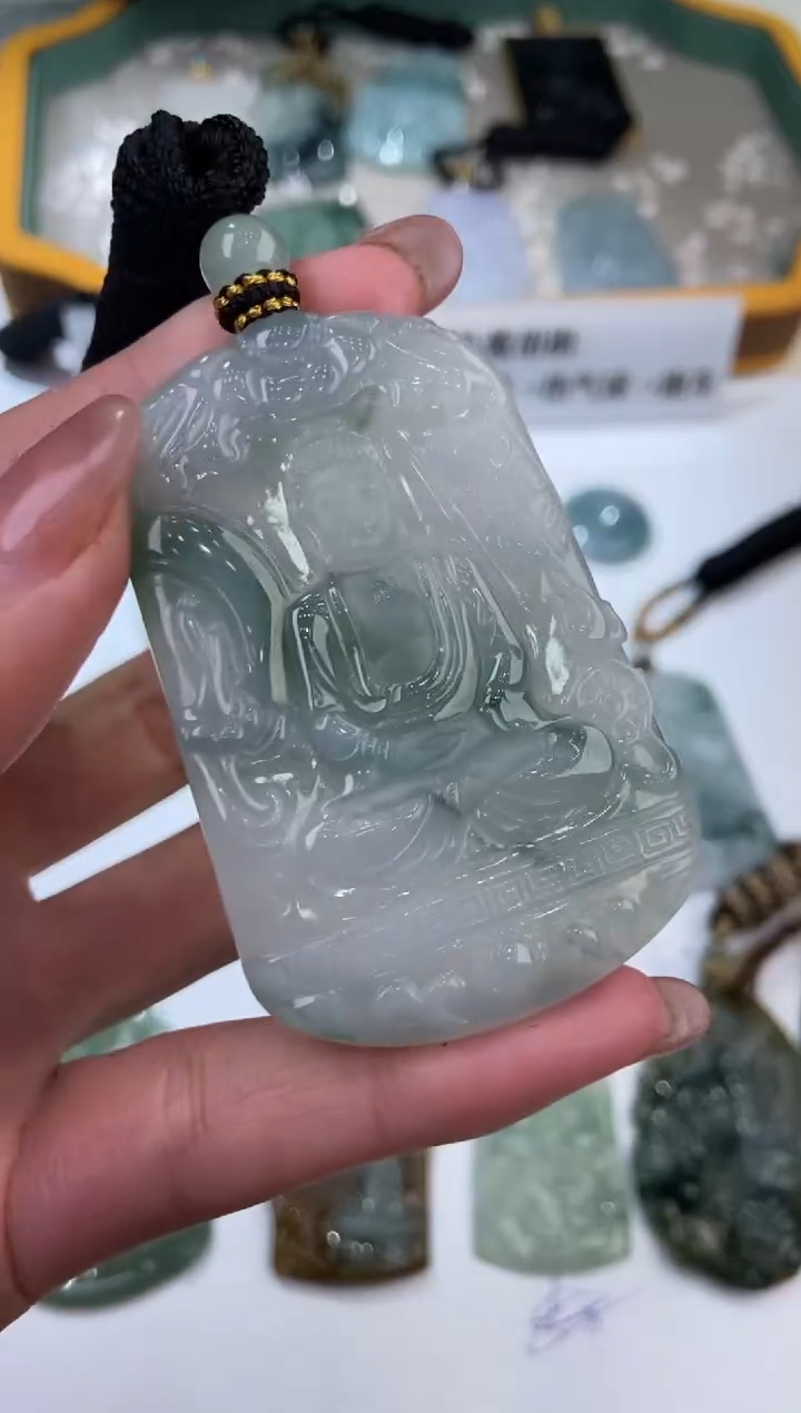 【闪购商品】翡翠挂件未镶嵌2200064  