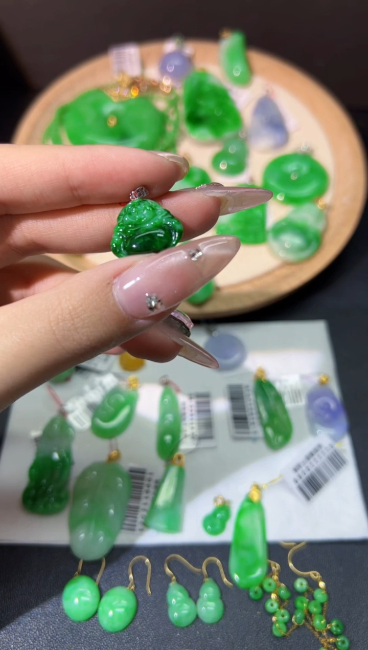 【闪购商品】翡翠颈饰18K金镶嵌Y缅料A货/支持复检/一件