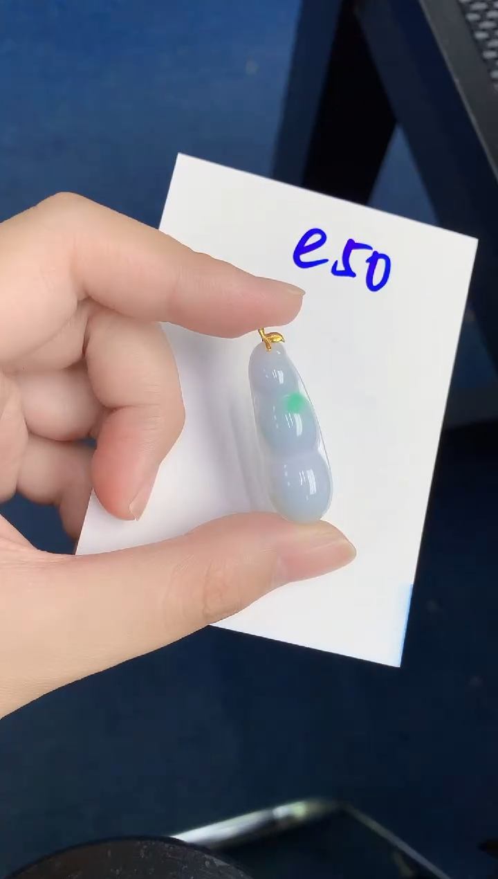 【闪购商品】翡翠颈饰18K金镶嵌0000000000