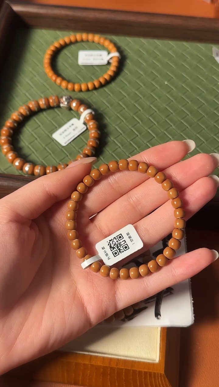 手串橄榄核【168核尖】6.7mm老挝一代核尖老型单圈 正三花倒角白