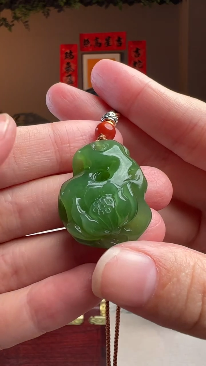 【闪购商品】和田玉颈饰未镶嵌和田玉碧玉雕刻件吊坠