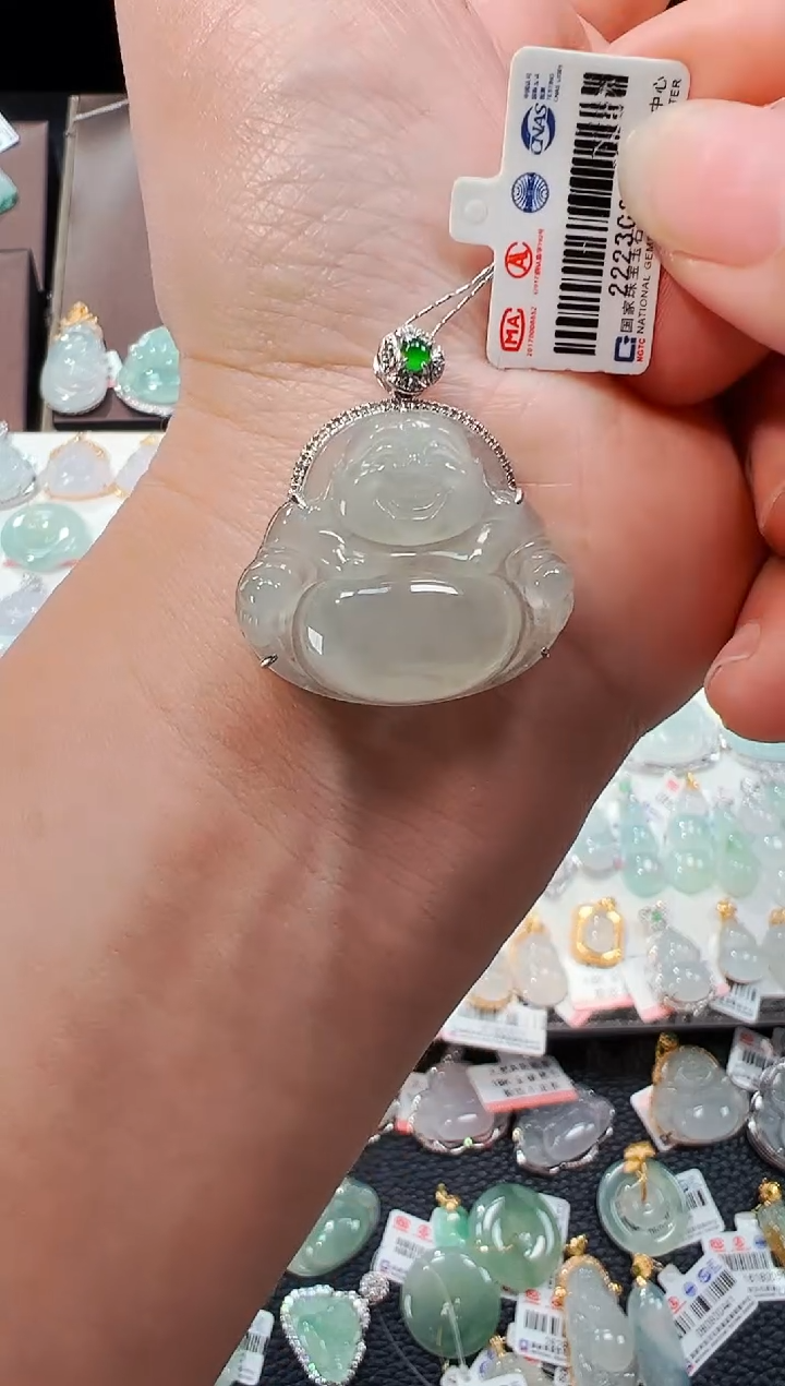 【闪购商品】翡翠吊坠(不含链)18K金镶嵌佛公吊坠997