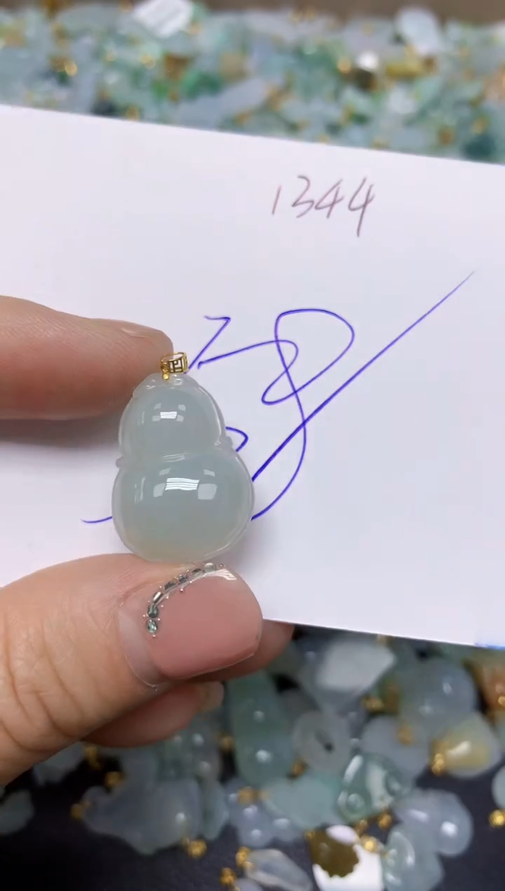 【闪购商品】翡翠挂件18K金镶嵌 天然翡翠A货