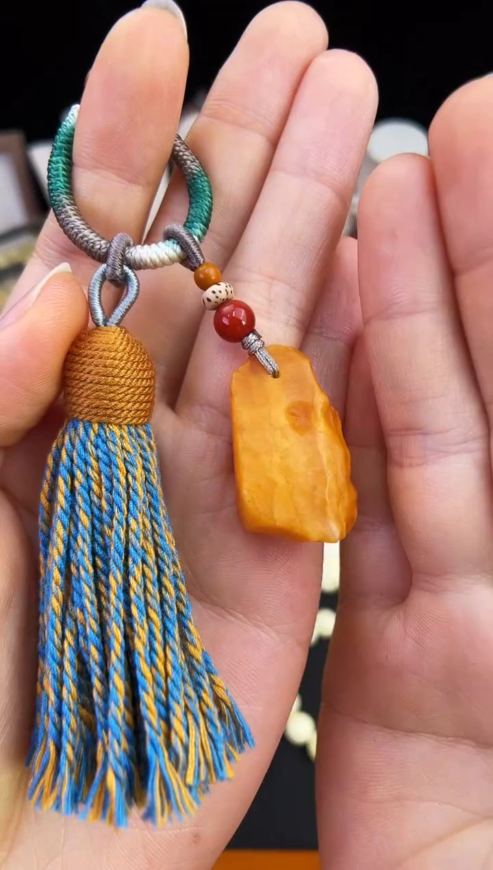 琥珀未镶嵌珠宝奇石柒月