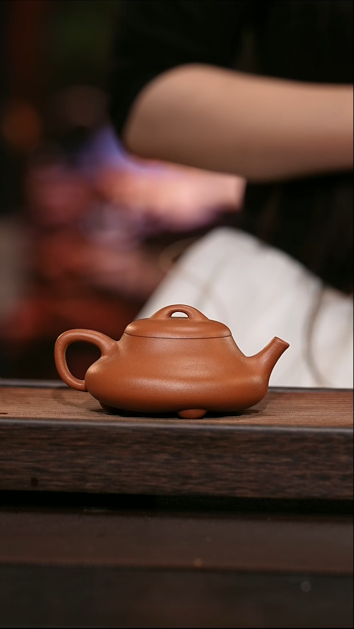 茶壶紫砂笑**云宜兴原矿紫砂壶    三足石瓢 