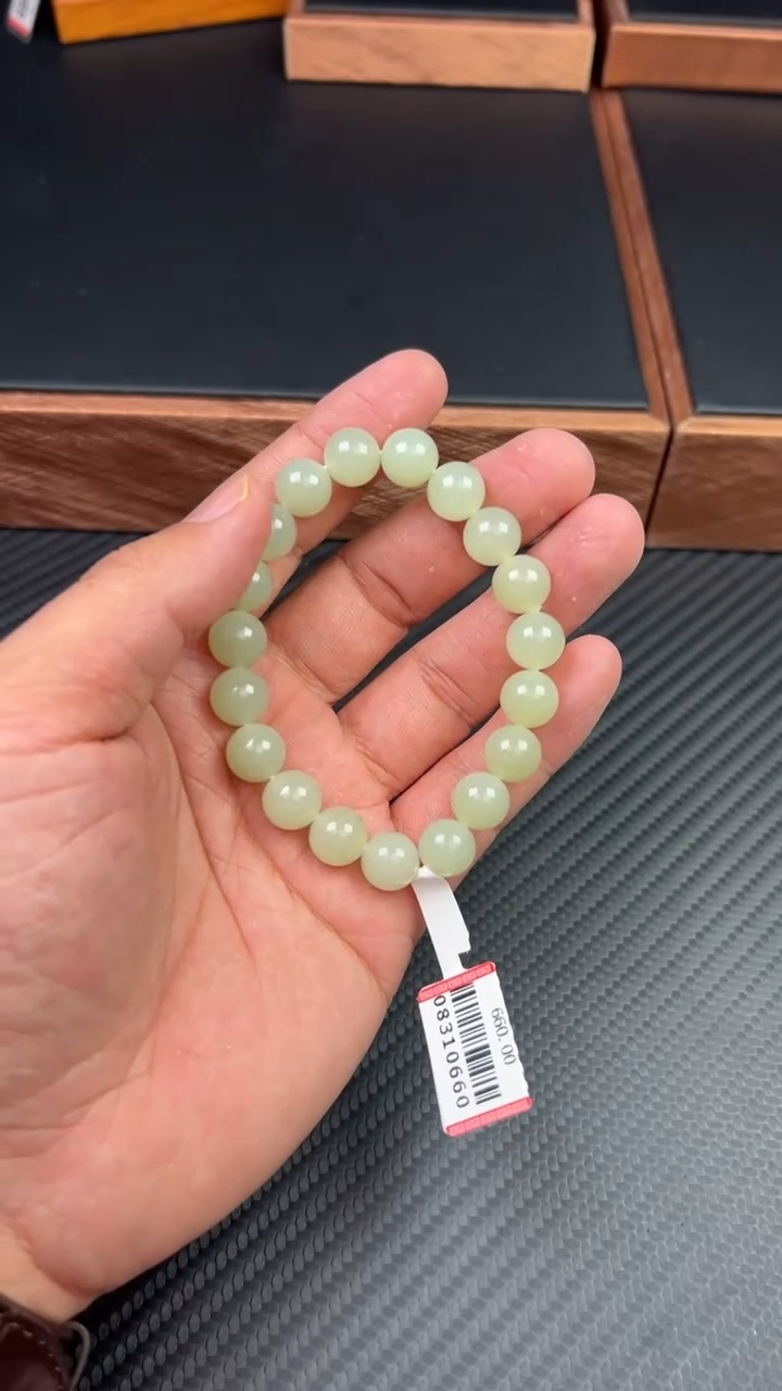 【闪购商品】和田玉手串未镶嵌且末微色差近矿卡10