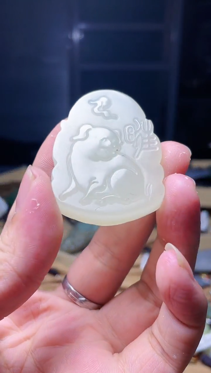 颈饰未镶嵌和田玉1