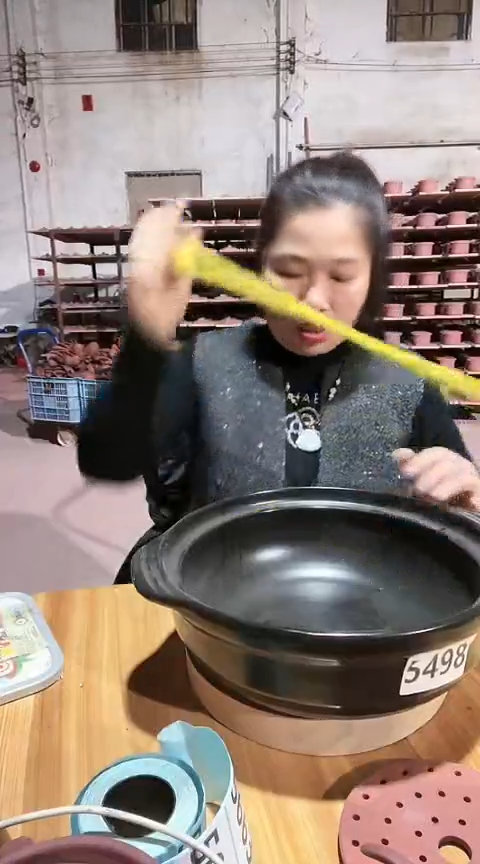 陶5498大瑕疵黑锅不带盖