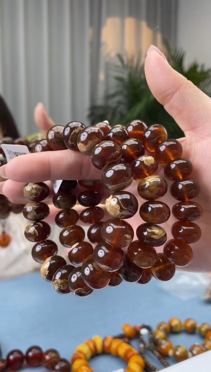 【闪购商品】琥珀珠宝奇石未镶嵌假一罚十，多样性发一件029.15