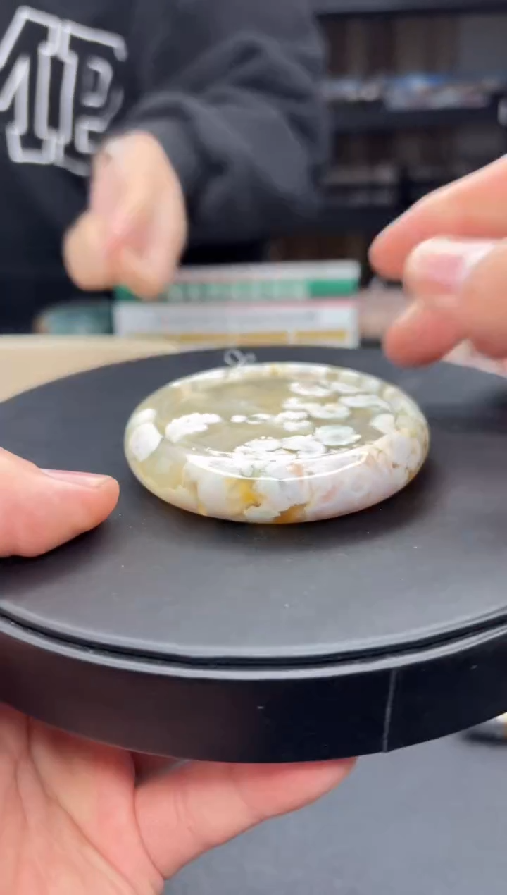 【闪购商品】石英质玉手镯未镶嵌676（57圈赠送镯心）