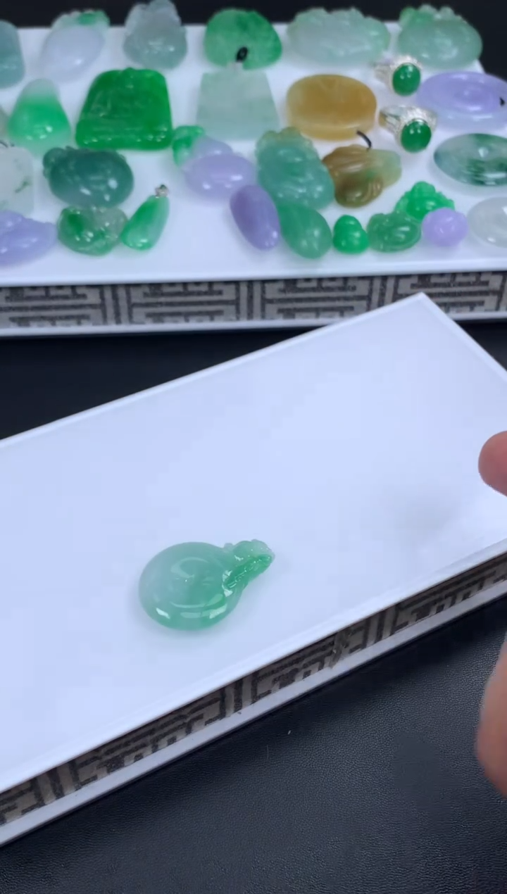 【闪购商品】定制翡翠未镶嵌翡翠