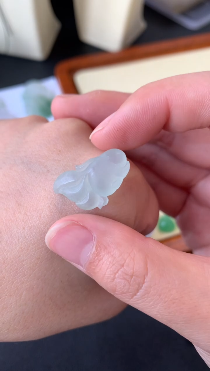 【闪购商品】定制翡翠未镶嵌翡翠