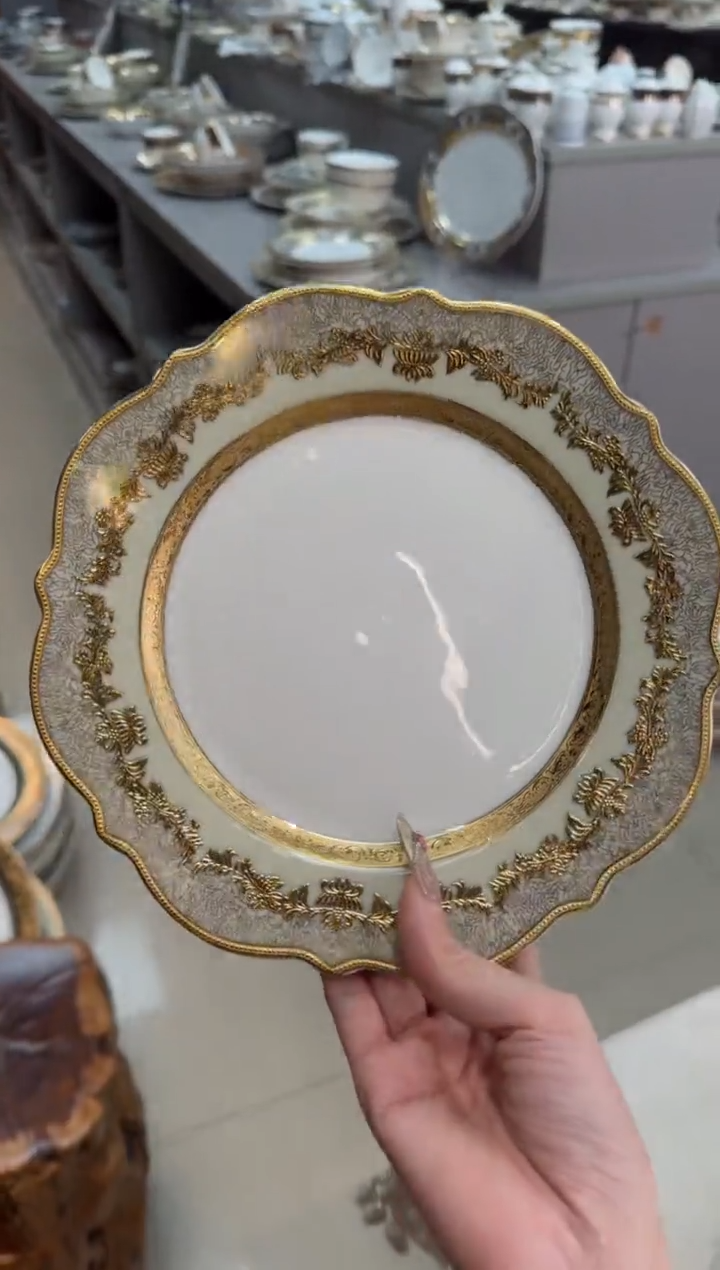 【闪购商品】瓷片8英寸平盘福利价2个尾单