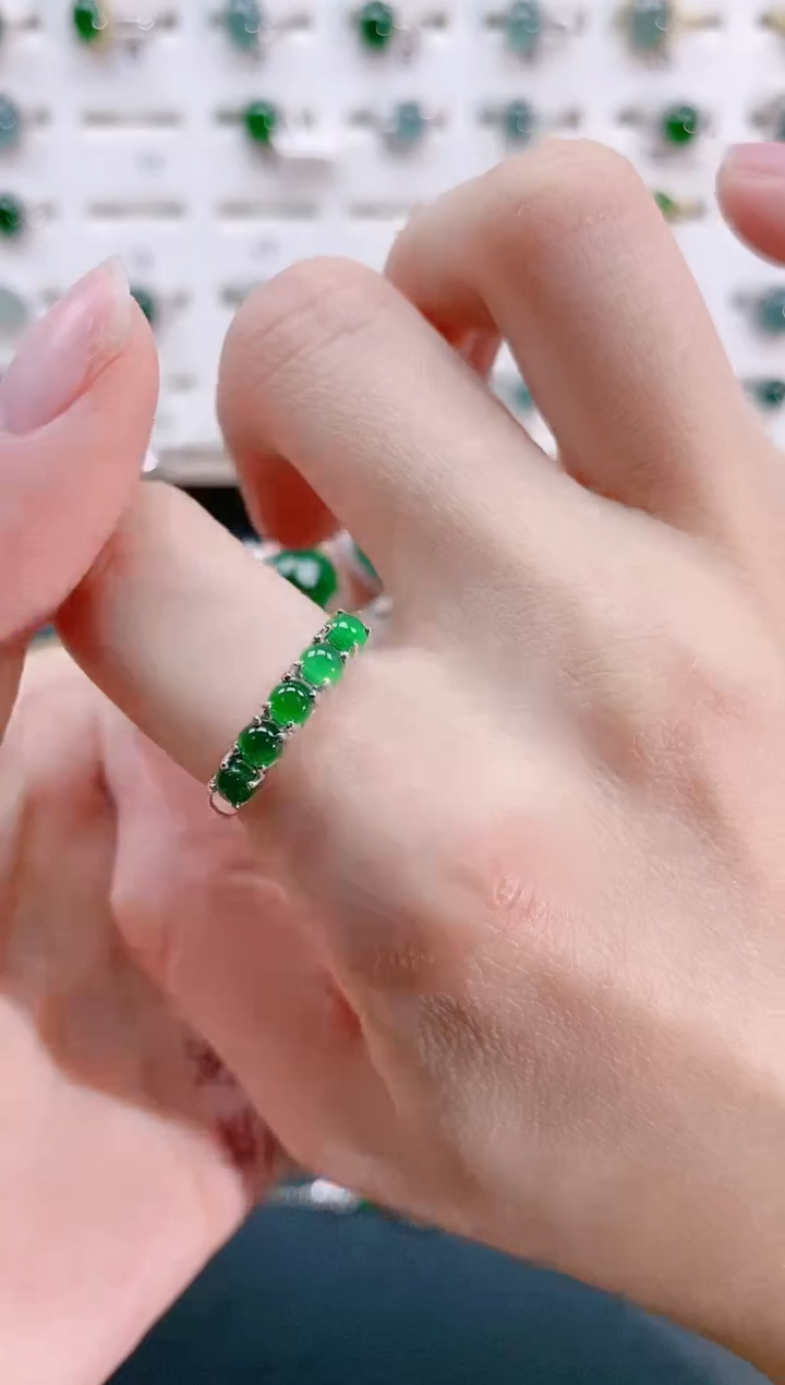 【闪购商品】翡翠戒指银S925镶嵌天然翡翠