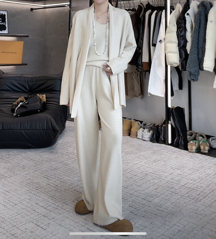 《An ni》上衣+短裤+卫衣+包包孤品集合B链接