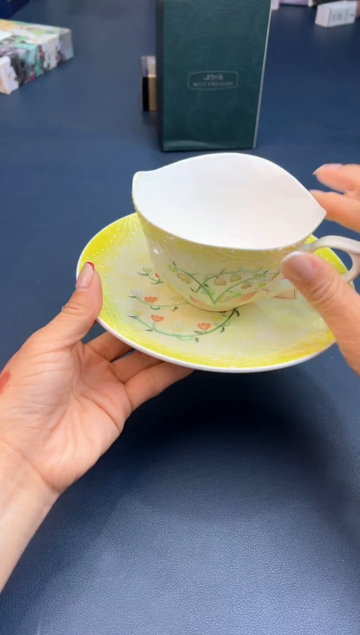 紫砂茶杯 正在放漏，快进来吧！J70