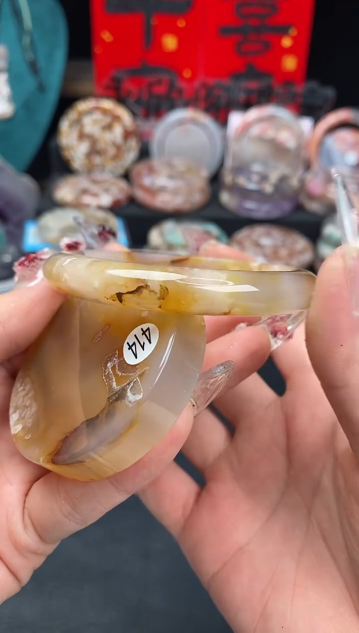 【闪购商品】石英质玉手镯（圆镯）未镶嵌55.9