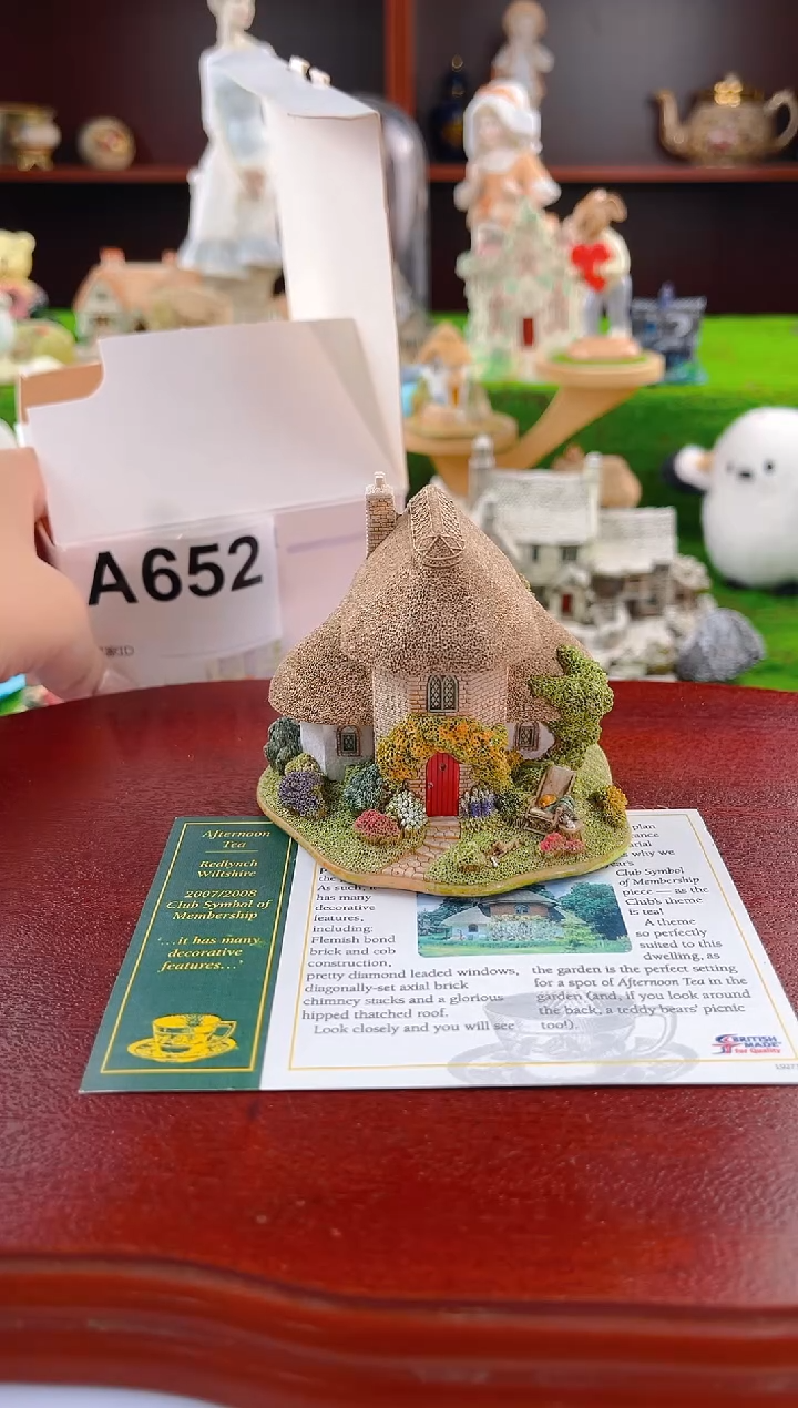 【闪购商品】紫砂茶宠中古小房子