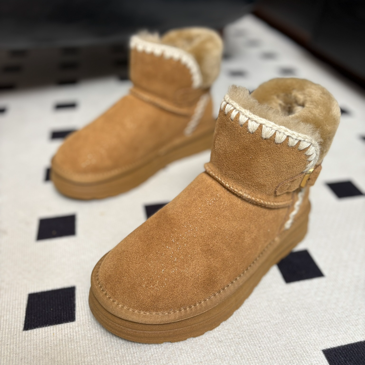 全羊毛一脚蹬女鞋民族风中筒保暖冬季时尚雪地靴百搭舒适雪地棉