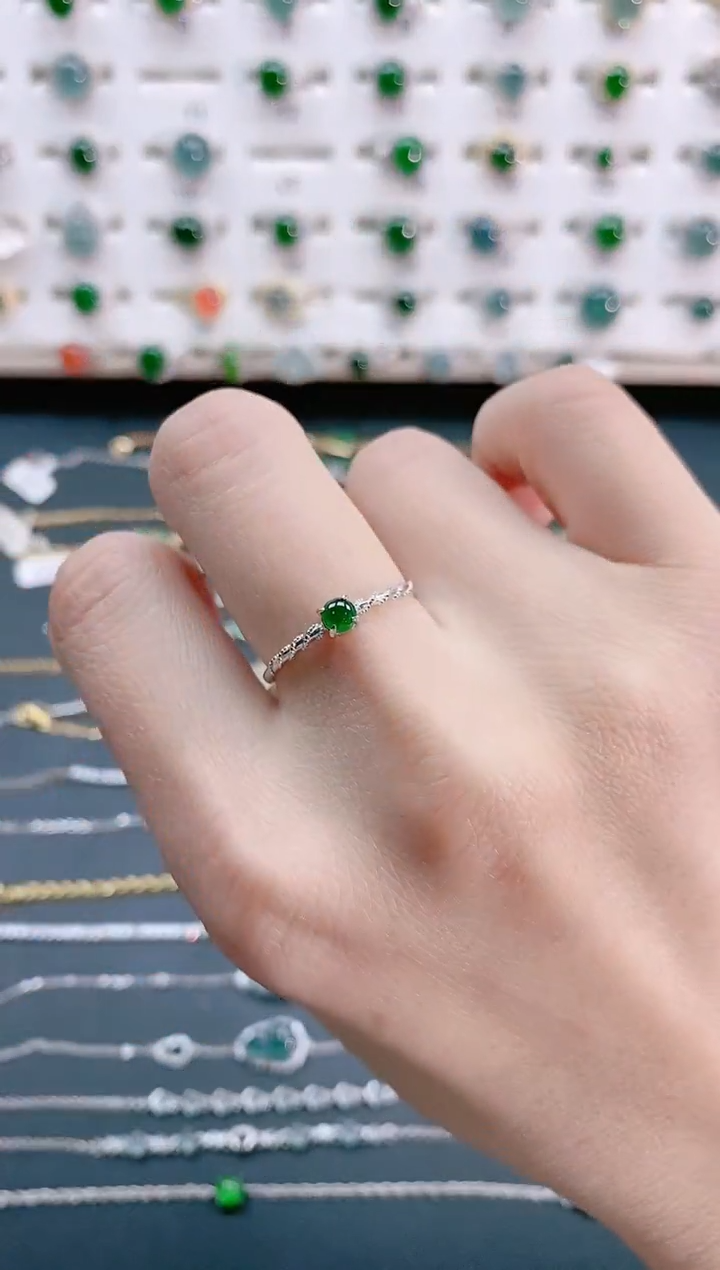 【闪购商品】翡翠戒指银S925镶嵌天然翡翠