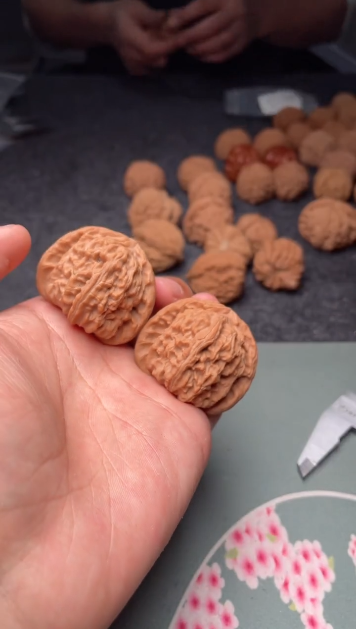 把件文玩核桃a195 白狮子42尺