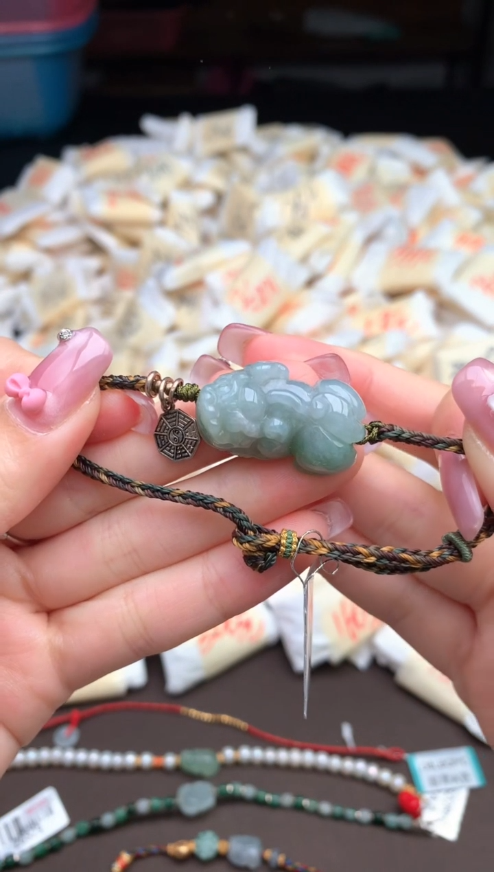 【闪购商品】翡翠手绳未镶嵌 —