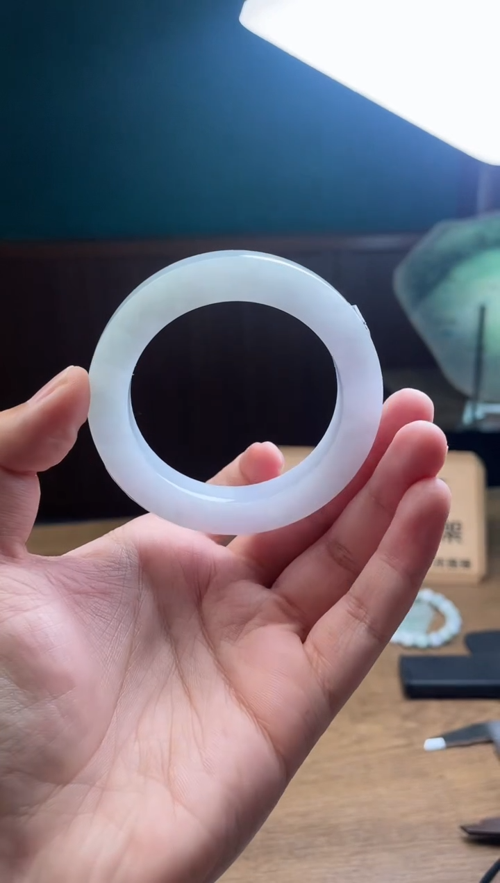 【闪购商品】定制翡翠手镯未镶嵌定制