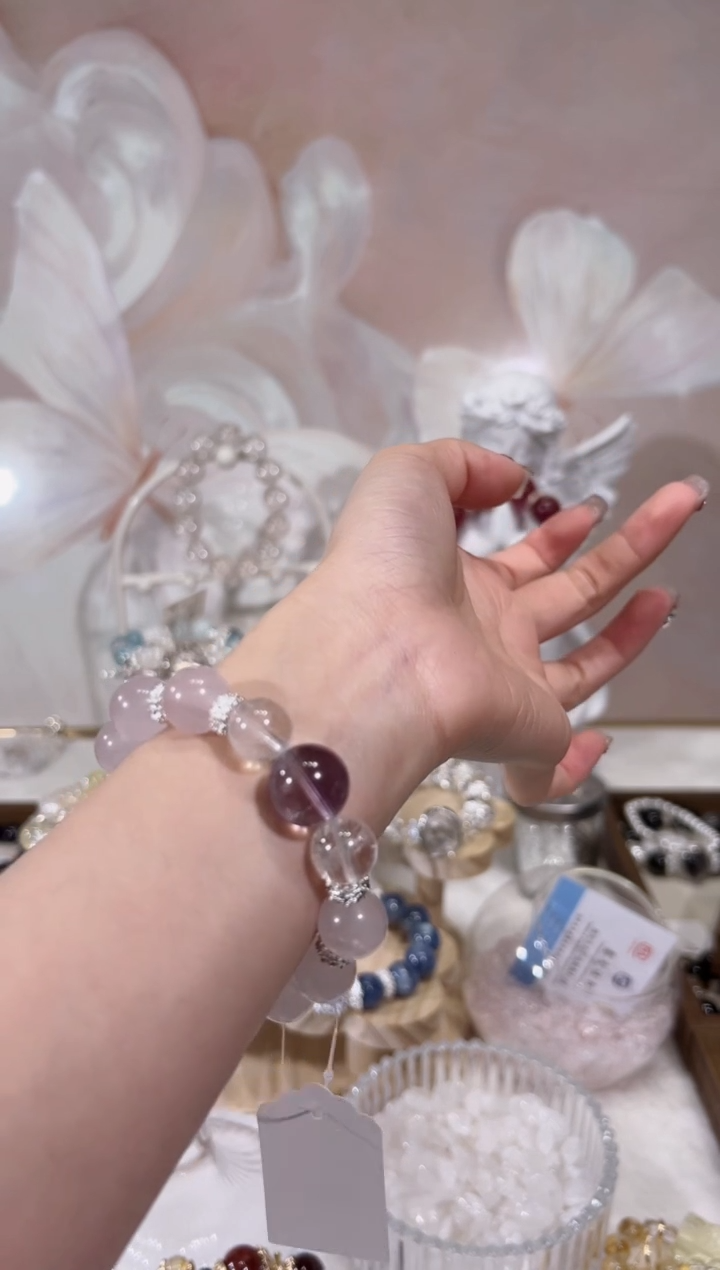 【闪购商品】水晶手链未镶嵌天然水晶默认微瑕 多样性发货发其一