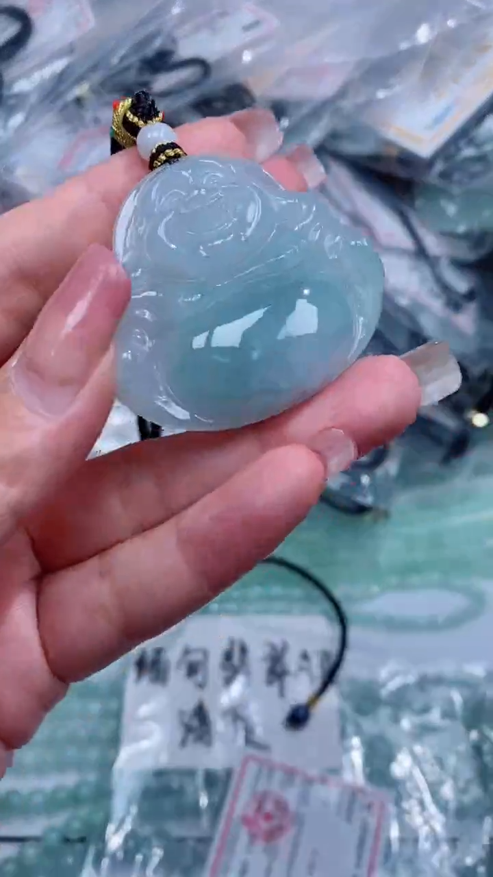 翡翠未镶嵌颈饰吊坠