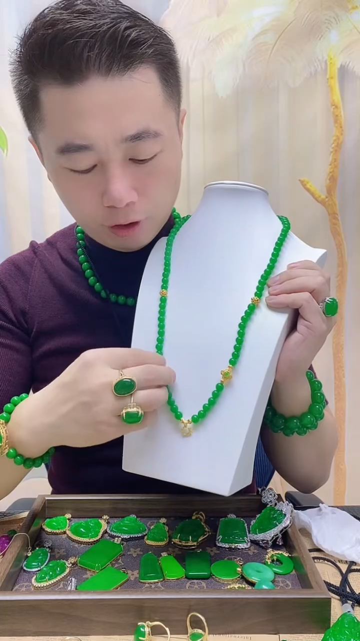 项链14K金镶嵌翡翠翡翠项链