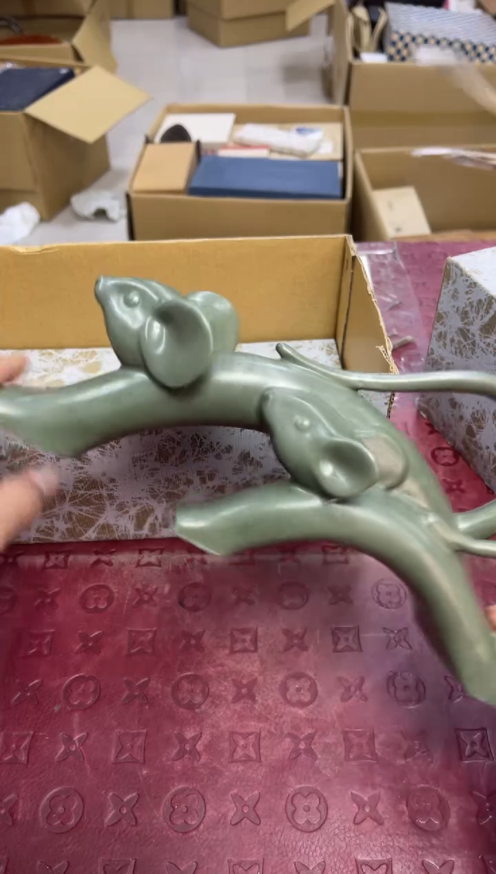 摆件默认微瑕，no退no换，介意勿拍