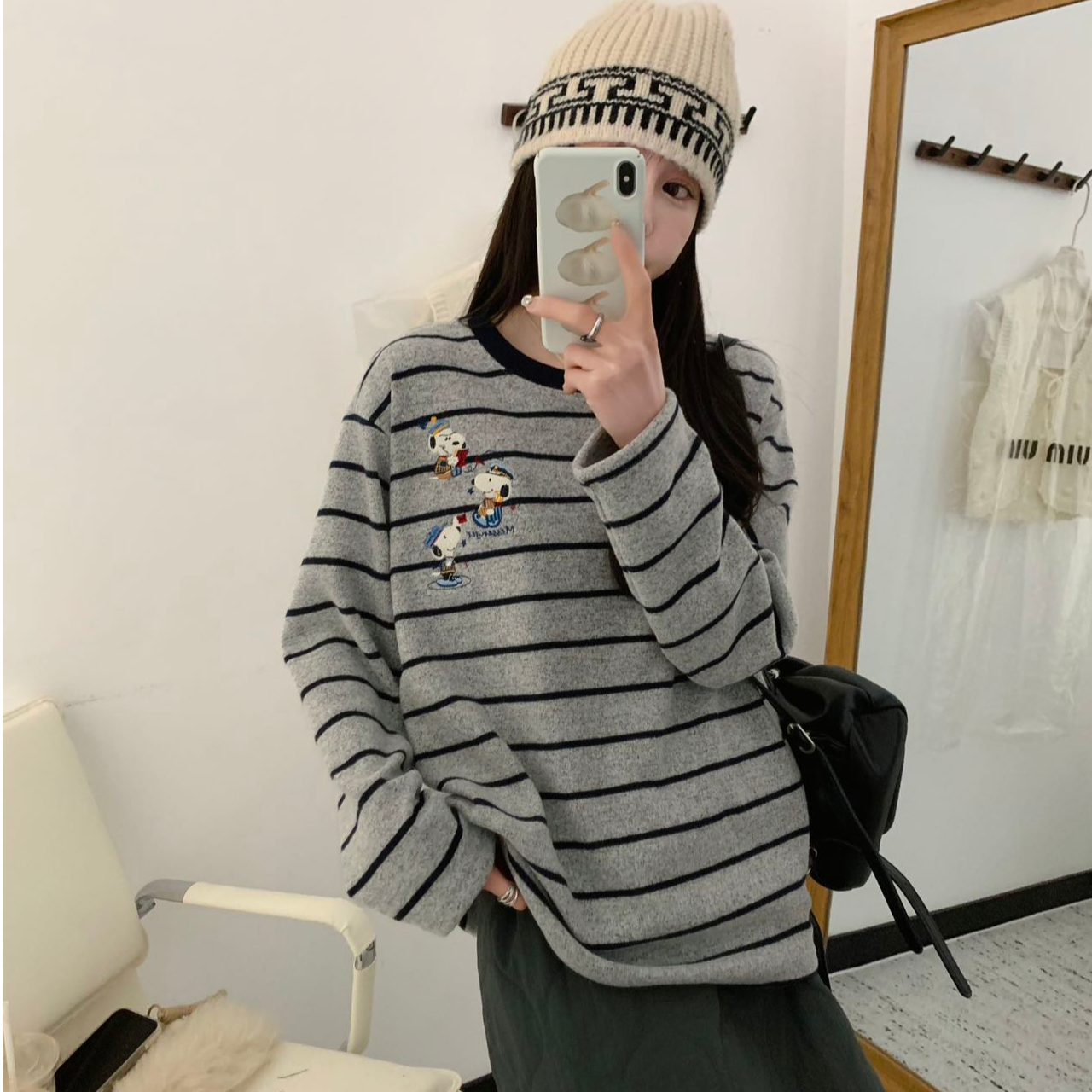 史努比圆领打底 女士百搭年款宽松重工刺绣长袖加绒休闲风3797